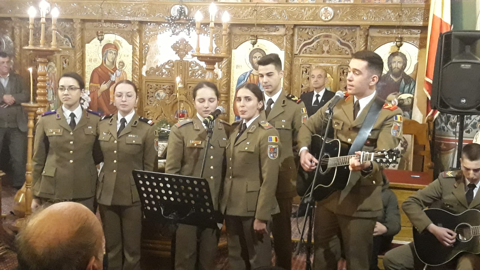 De Ziua Culturii Române, Mihai Eminescu a primit onorul de la studenții AFT Sibiu și la Biserica de pe Calea Poplăcii. VIDEO