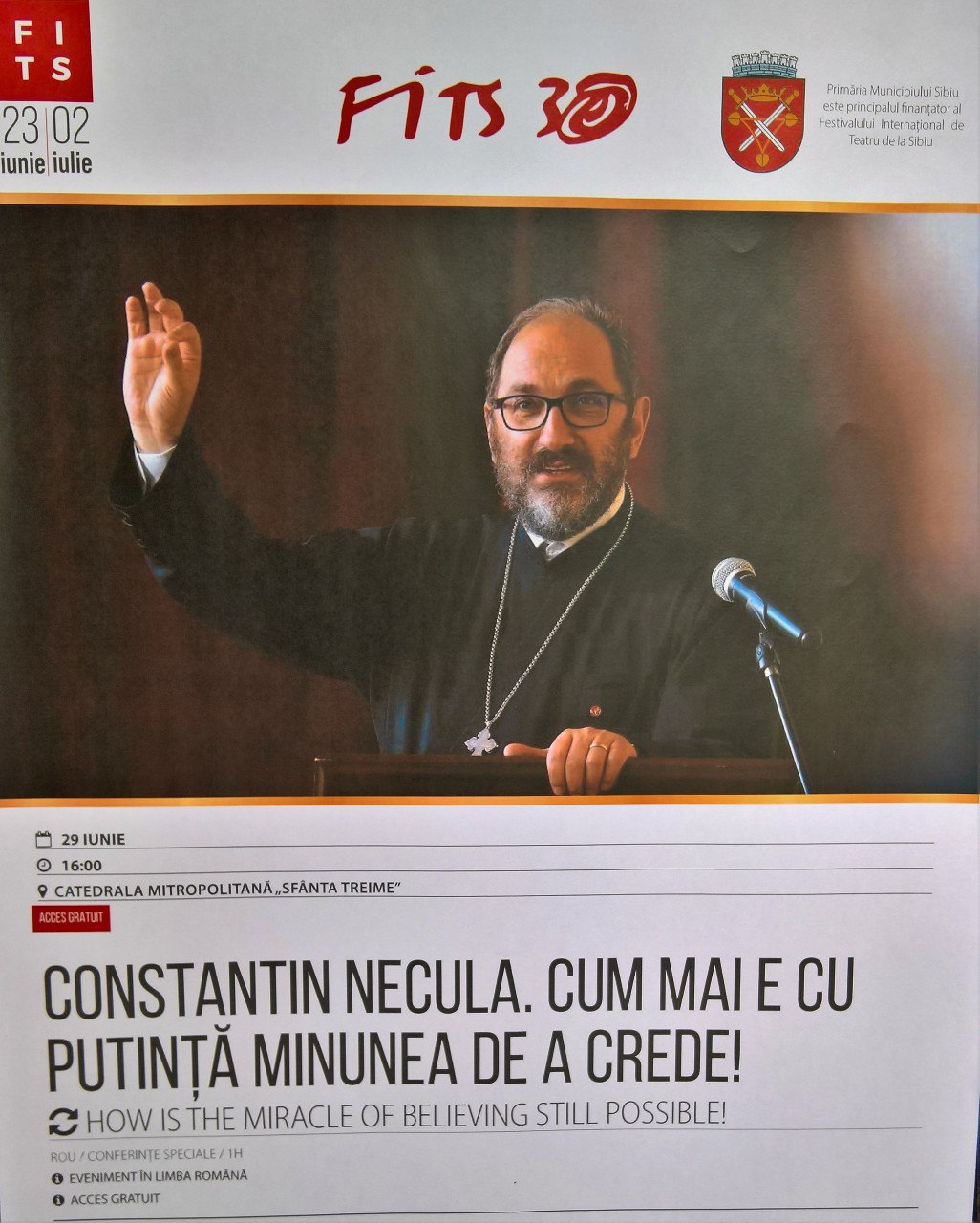 Părintele Constantin Necula, conferință în Catedrala Mitropolitană pentru Festivalul de Teatru de la Sibiu: Nu putem aplauda, aici aplaudă doar Dumnezeu, restul e rugăciune!
