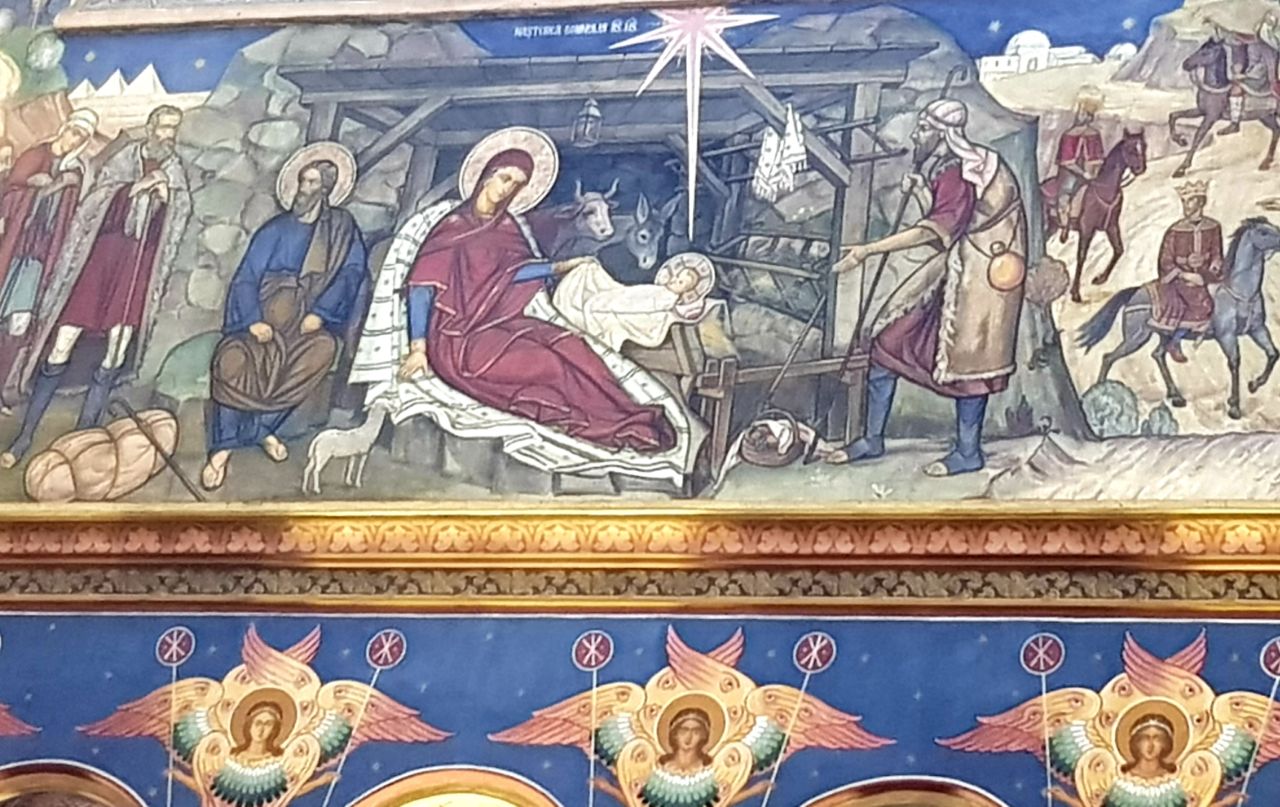 Pastorala de Crăciun a Mitropolitului Ardealului: Pruncul tânăr născut în ieslea Betleemului să Se nască pururi și să crească în inimile noastre!